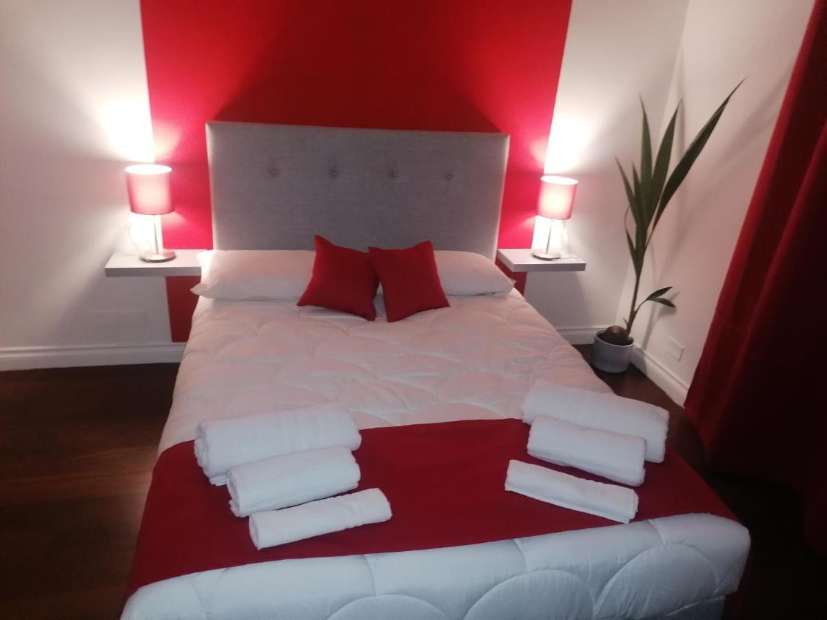 Отель Shine House Рим Экстерьер фото